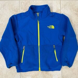 The North Face Kids’ Denali Jacket
Size: XXS (5)
Color: Blue/Yellow
